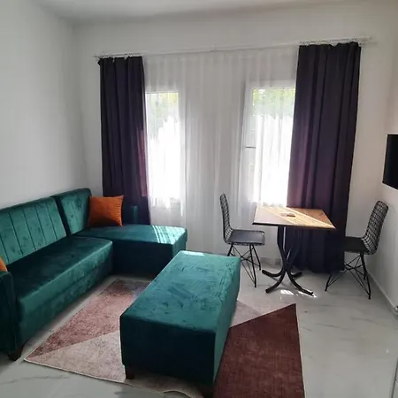 Alice Apart Apartment *