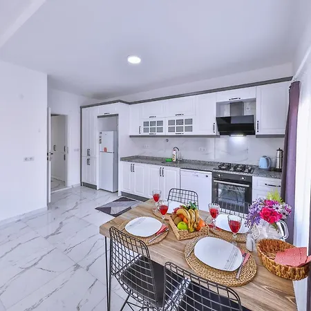 Alice Apart Apartment *